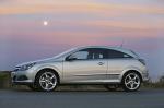 Opel Astra GTC 2005 года
